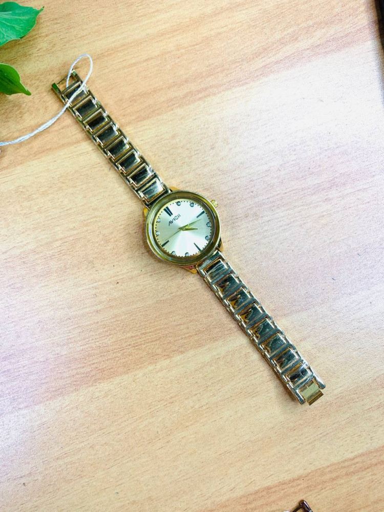 FANCY  CHAIN WATCH FOR GIRLS (WL23)