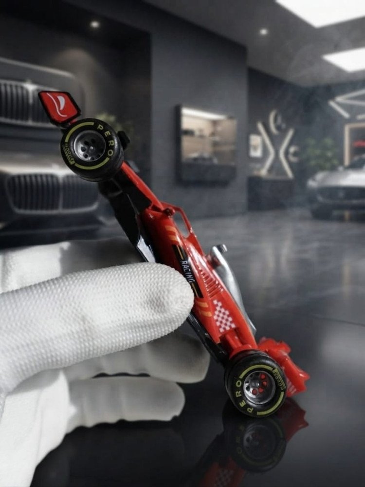 Premium 1:32 F1 Red Metal Miniature Racing Cars + FREE Surprise Analog Watch
