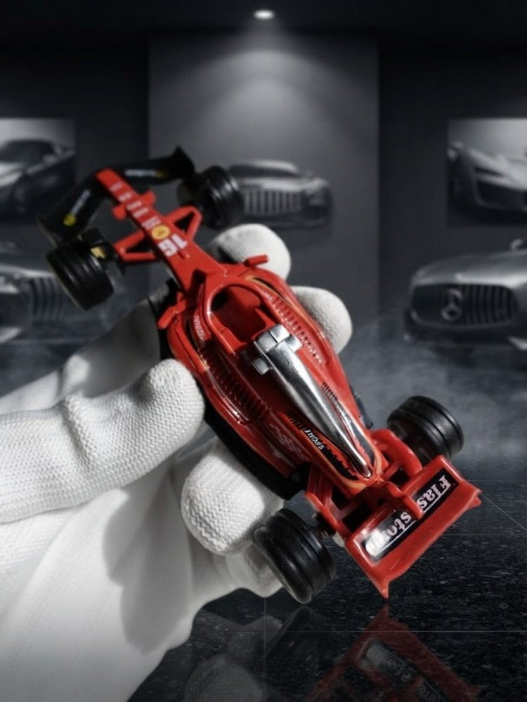 Premium 1:32 F1 Red Metal Miniature Racing Cars + FREE Surprise Analog Watch