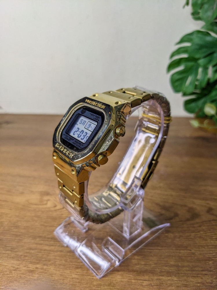 G SHOCK DIGITAL WATCH FULL METAL  WQ13