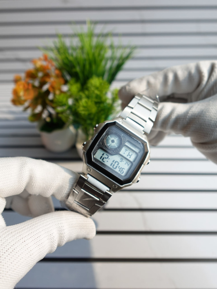 Level Up Your Wrist Game: Piaoma Premium Digital Chain Watch