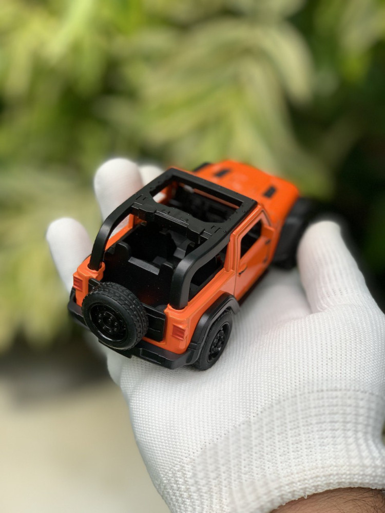 1:32 Scale Jeep Wrangler Rubicon - Metal Pull-Back Collectible, 2 Colors
