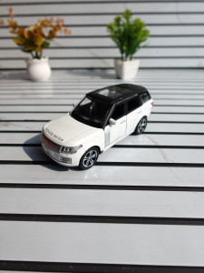 The King of SUVs: Range Rover L405 Premium Metal Miniature