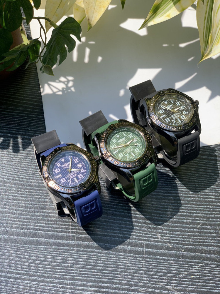 Stylish Breitin Analog Watch