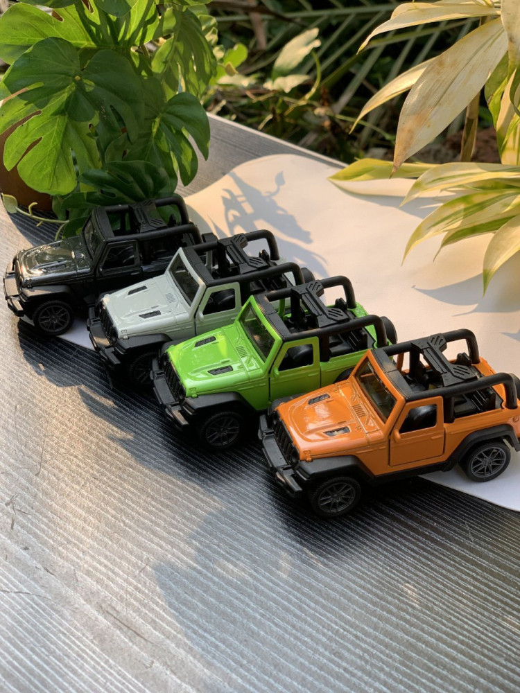 Zoom into fun with these 1:43 scale Thar miniatures