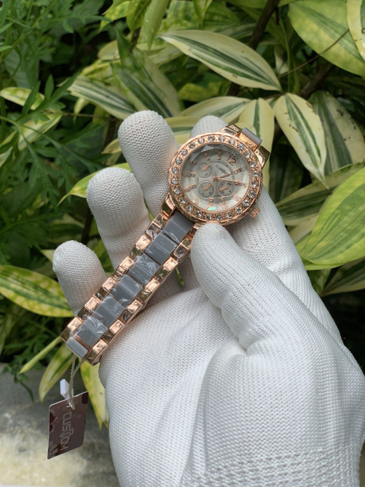 Custom Ceramic & Premium Watch - Elegant, Affordable & Versatile