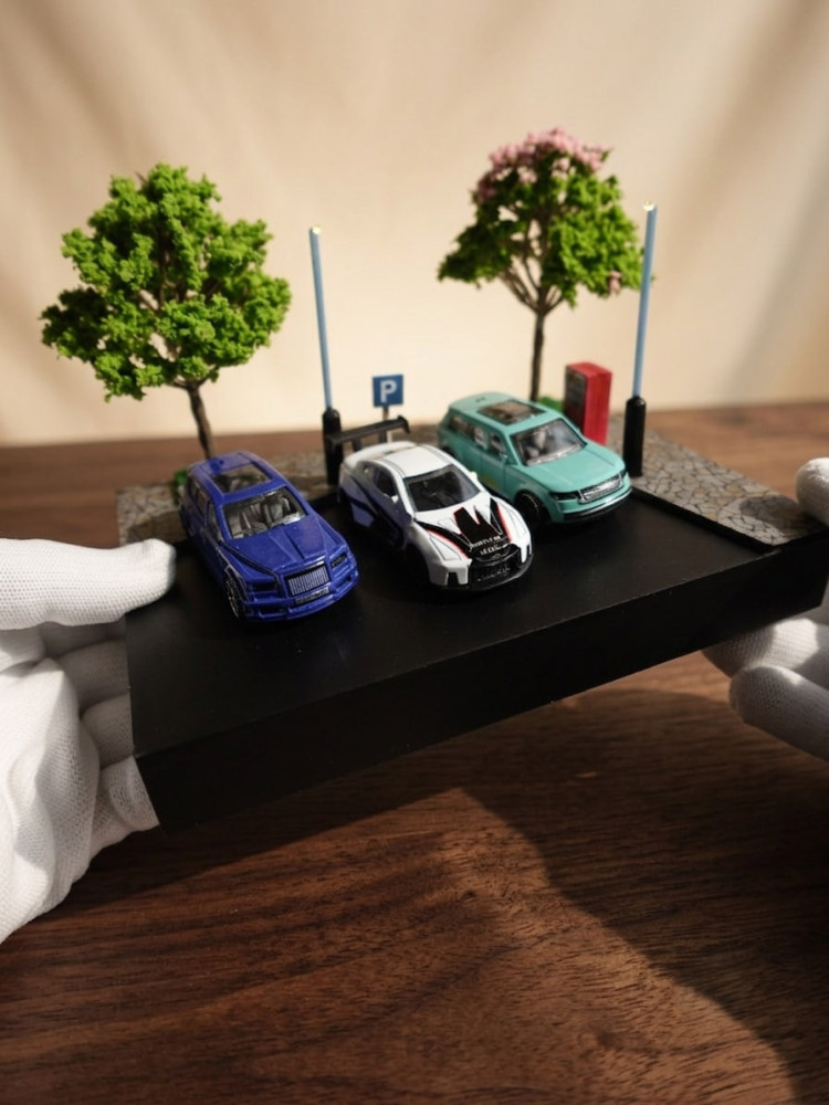 Exclusive Handcrafted 1:64 Scale Diorama & Metal Model Car Combo with a Free Analog Watch