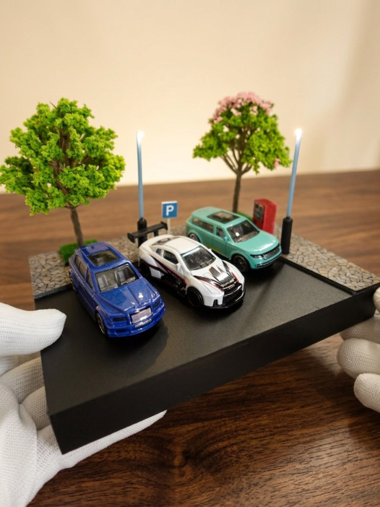 Exclusive Handcrafted 1:64 Scale Diorama & Metal Model Car Combo with a Free Analog Watch