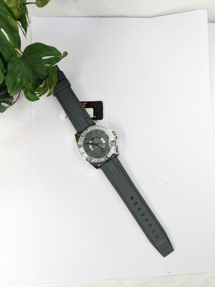 Fire Collections: Stylish Analog Watches 🔥(WQ390)