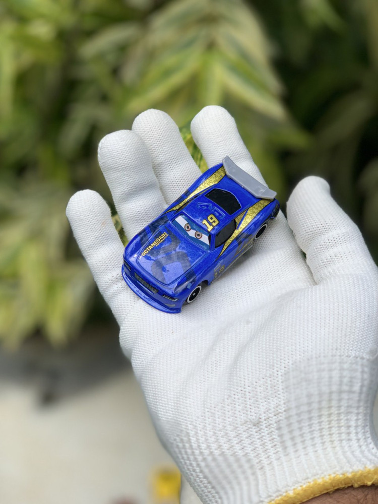 Cars Movie Character Miniatures - 1:64 Metal Collection