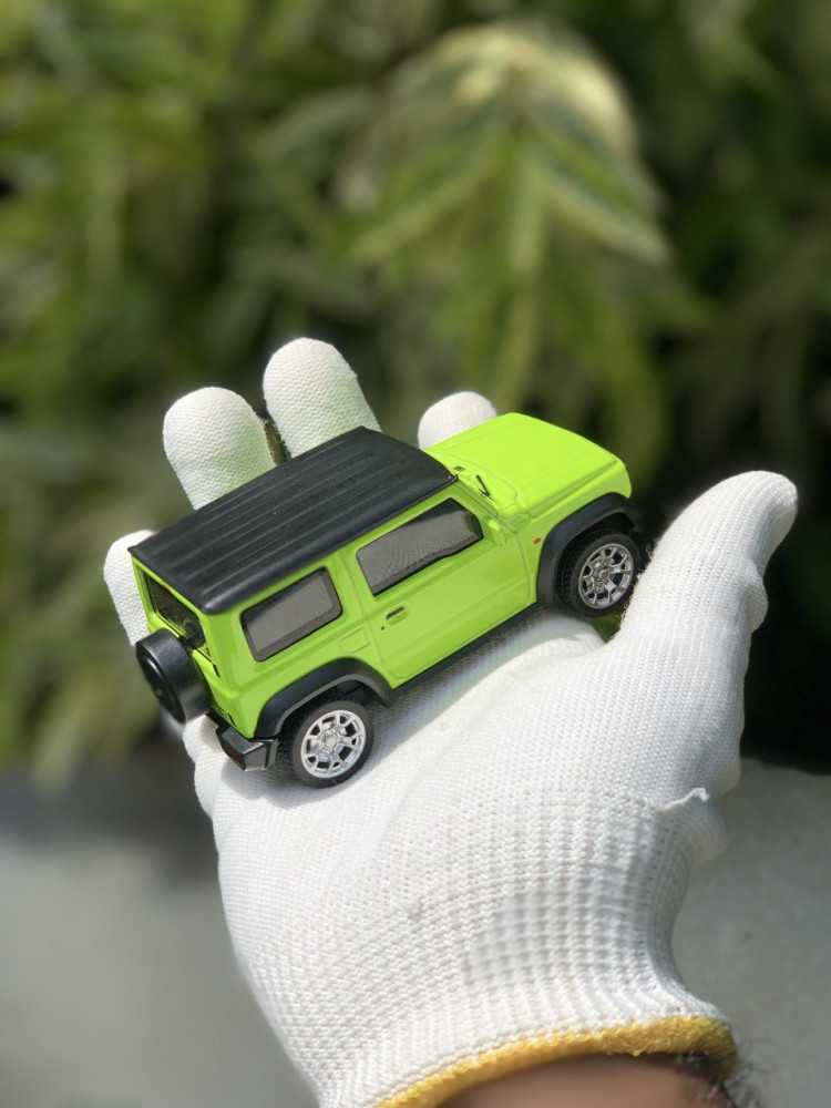 1:36 Suzuki Jimny - Authentic Off-Road Fun