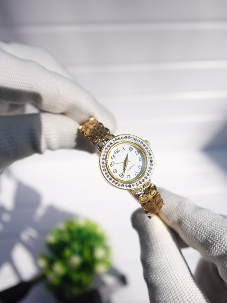 Anti-Tarnish Luxury Bracelet Watch for Girls