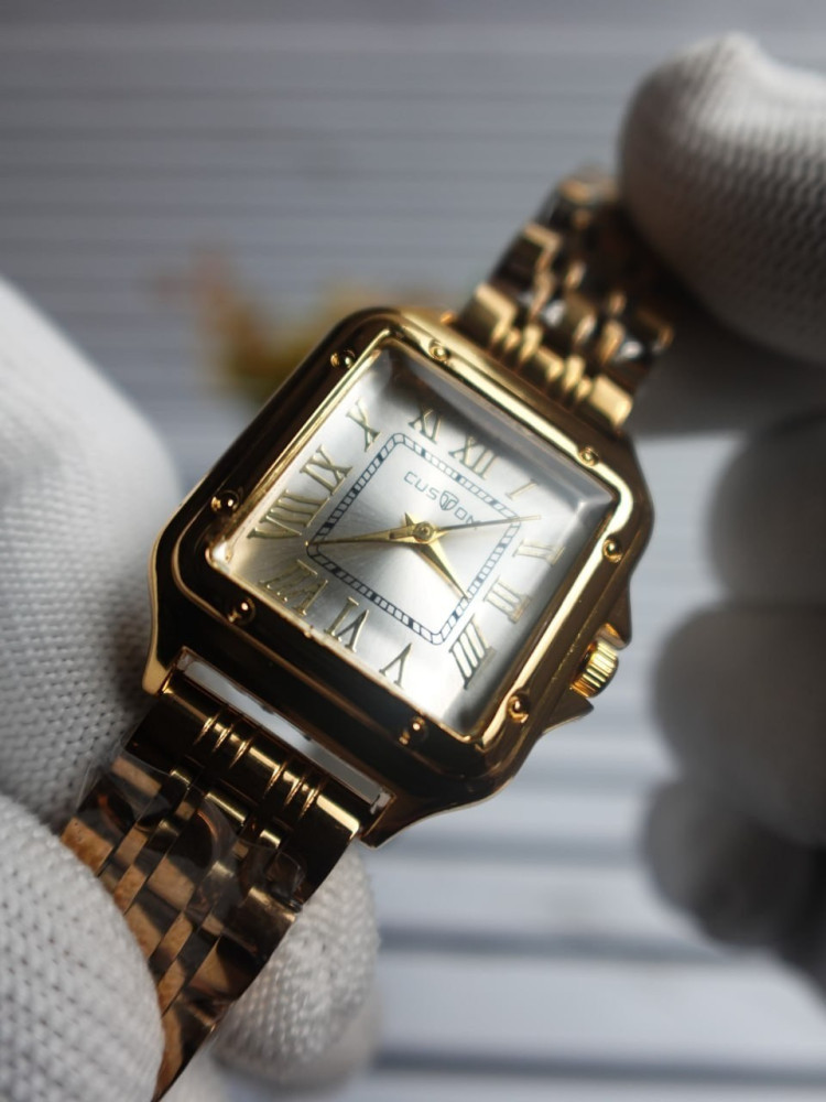 Elegance Redefined: Premium Square Dial Chain Watch for Girls