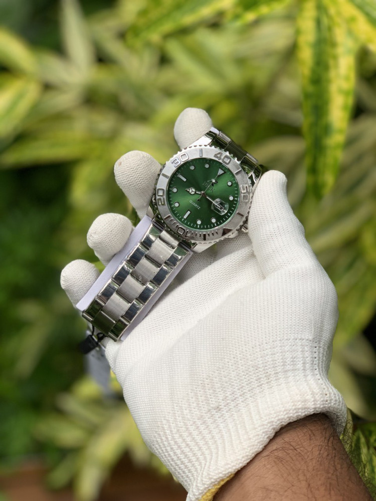 Rick Premium Rotating Bezel Watch - Glow-in-Dark, Date & Stainless Steel