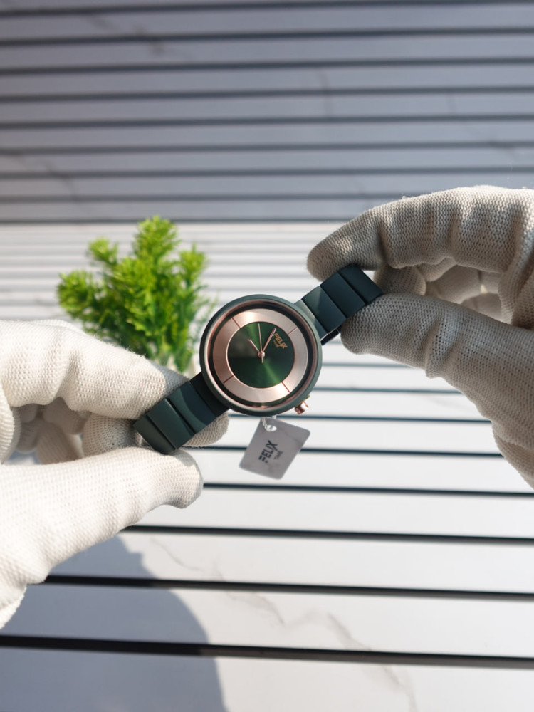 Style Meets Breeze: Felix Premium Girl’s Chain Watch & Mini Fan Combo