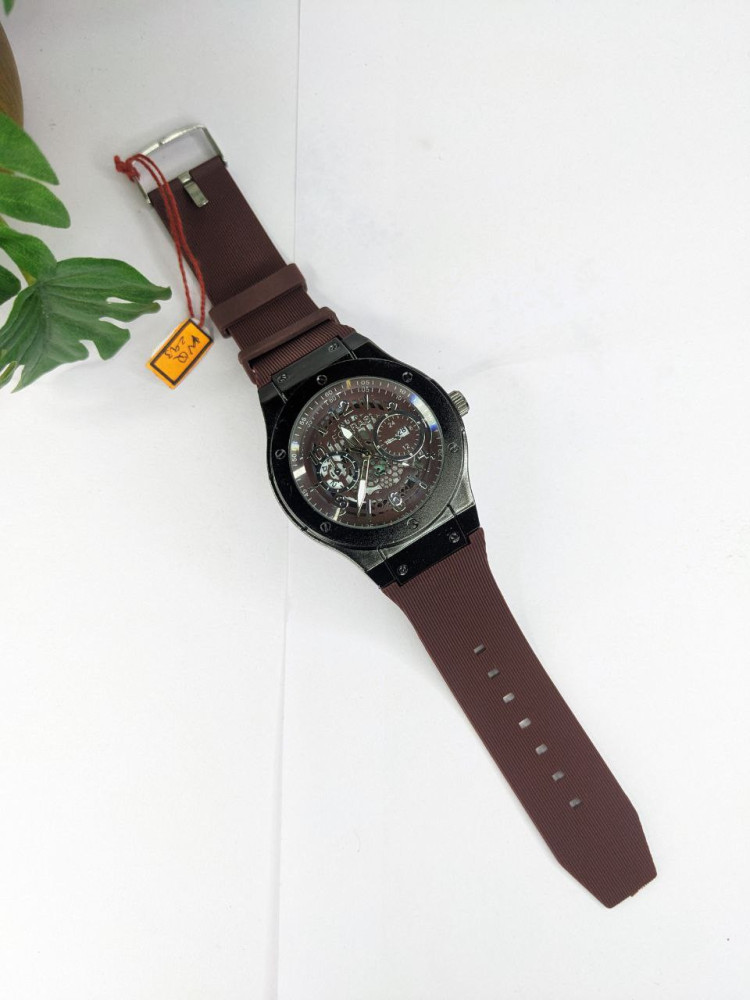 Sleek & Stylish Silicon Strap Watch 😎 (WQ293)