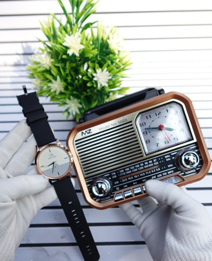 MZ Retro Wireless Radio Speaker with Analog Clock & Premium Watch Combo