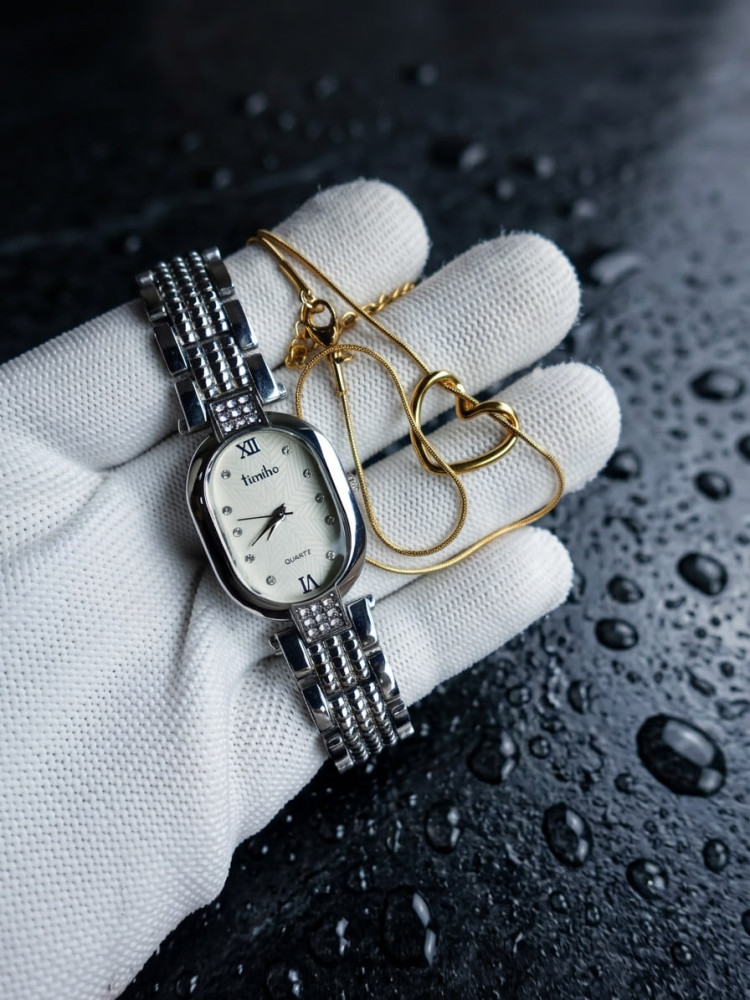 Ultimate Luxury Combo: Premium Timelee Watch & Anti-Tarnish Heart Necklace Set