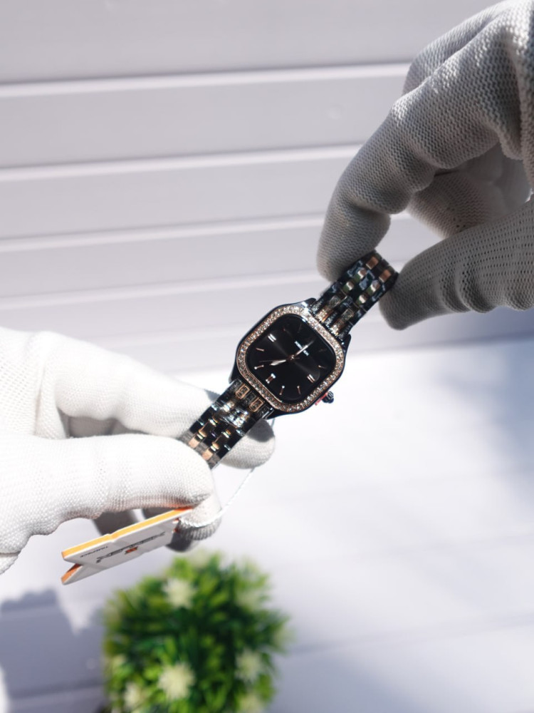 Crystal-Studded Premium Girls' Watch