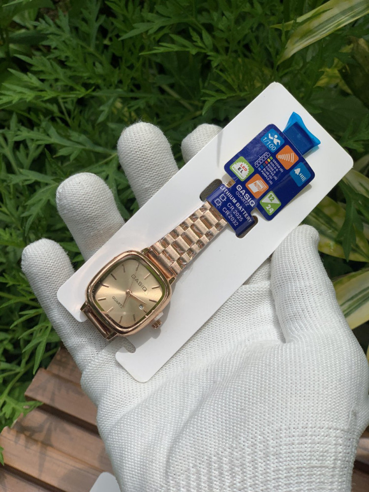 Gasiq Vintage Small Dial Watch - Oval Shape, Date and Girls' Favorite, rose gold