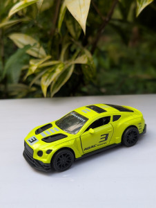 1:43 Bentley Continental GT - Racing Green Elegance