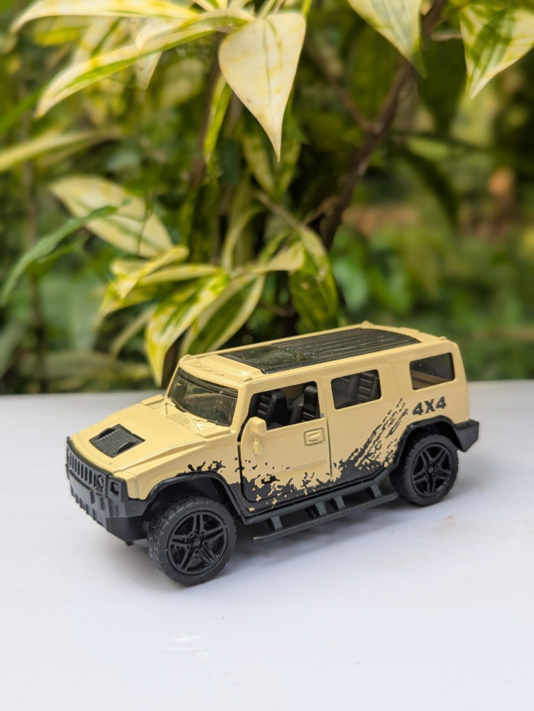 1:43 Hummer H2 - Off-Road Legend