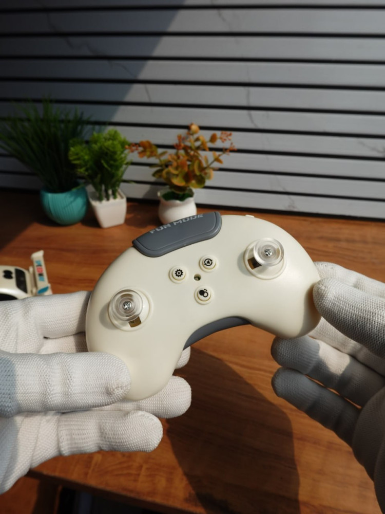 Next-Gen Fun: Smart Mini RC Car