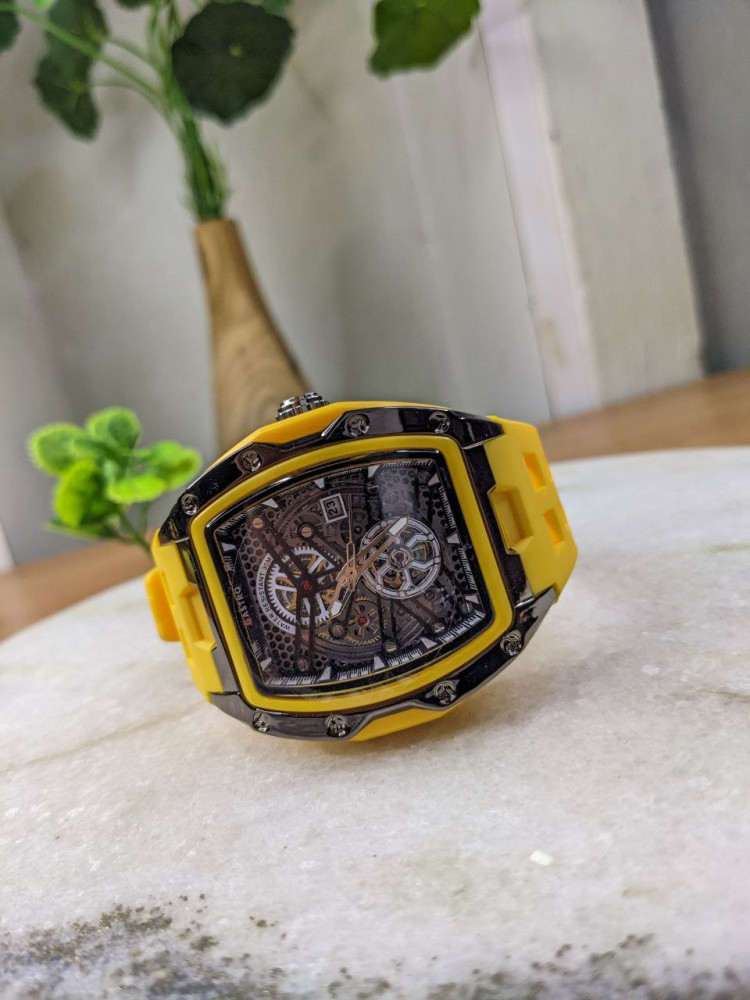 PREMIUM DESIGN WATCH (WQ83)