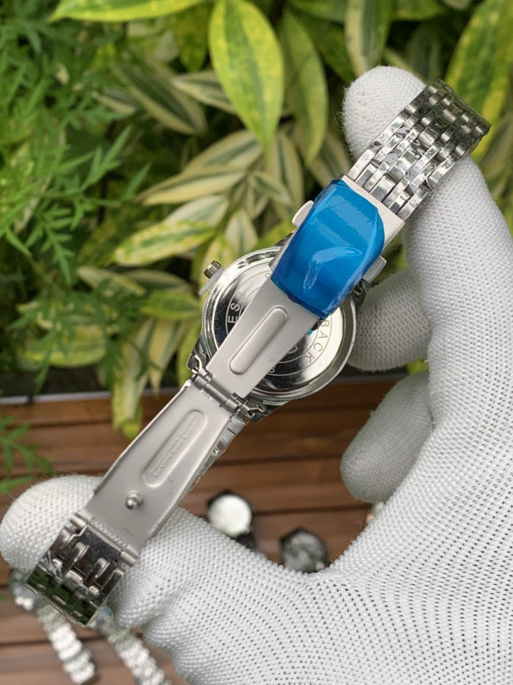 Gasiq Girls' Analog Watch - Premium, Classic & Surprise Gift,Black