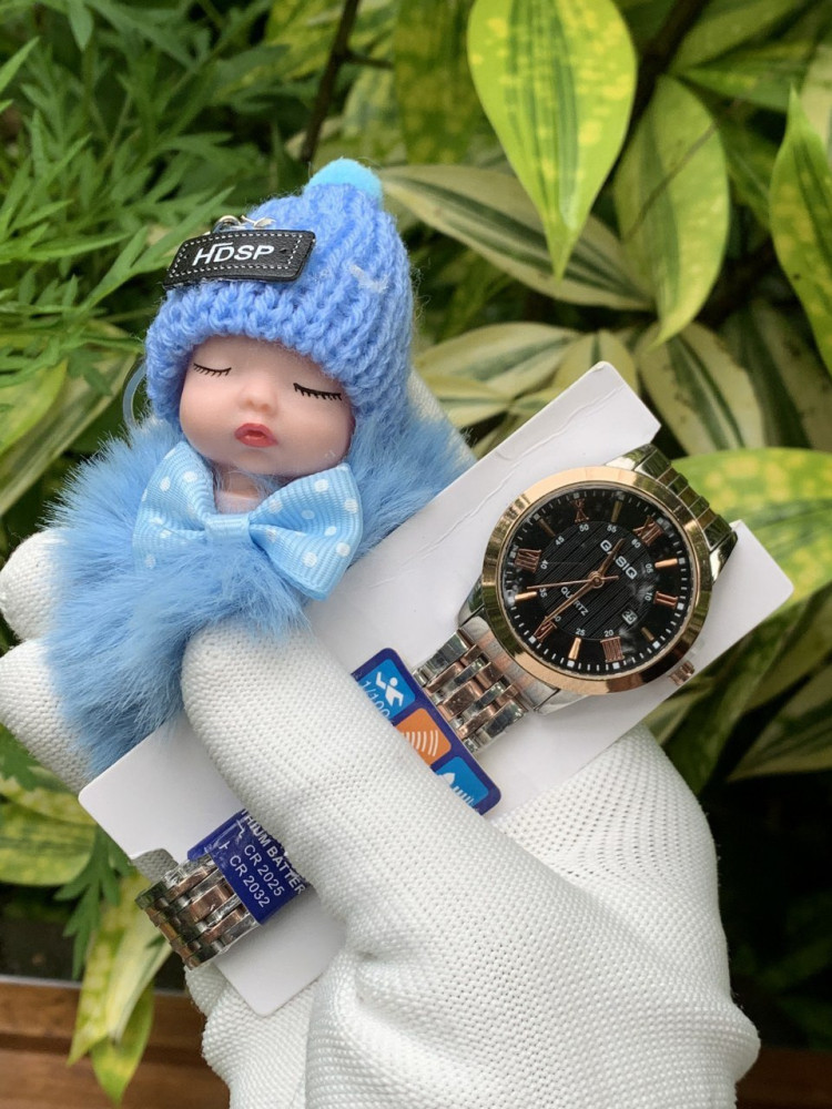 Gasiq Girls' Analog Watch - Premium, Classic & Surprise Gift,Dual Tone