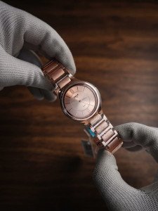 Elegant Rose Gold Felix Men'sBoy's Watch  Timeless Sophistication for Every Occasion