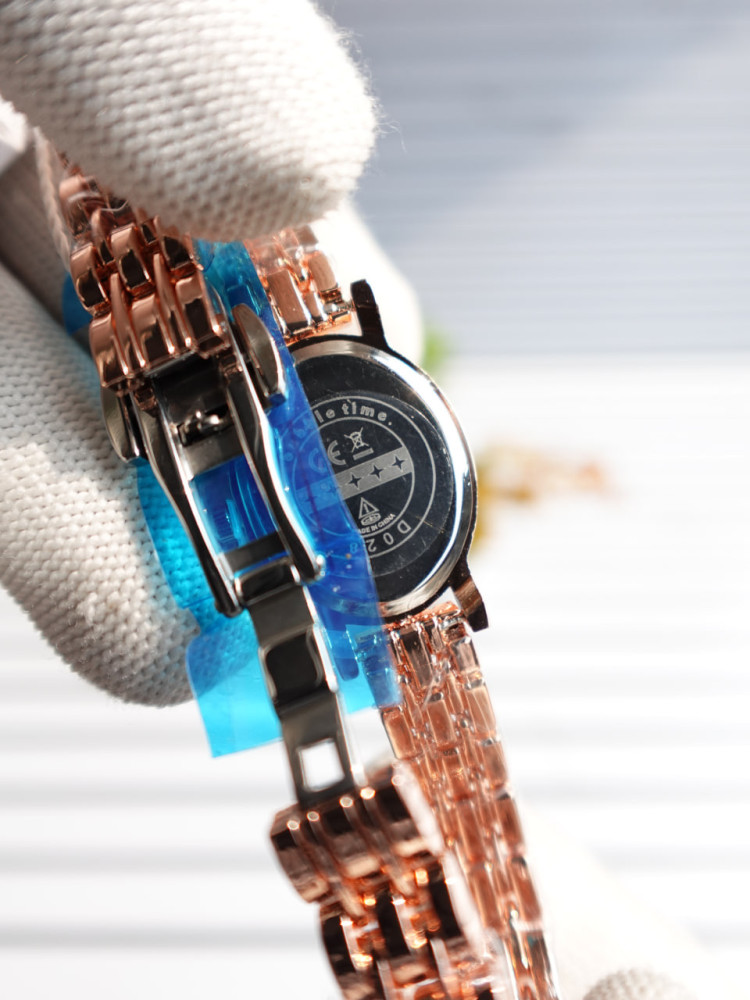 Rose Gold Charm: Bubble Time Oval Watch & Anti-Tarnish Necklace Combo