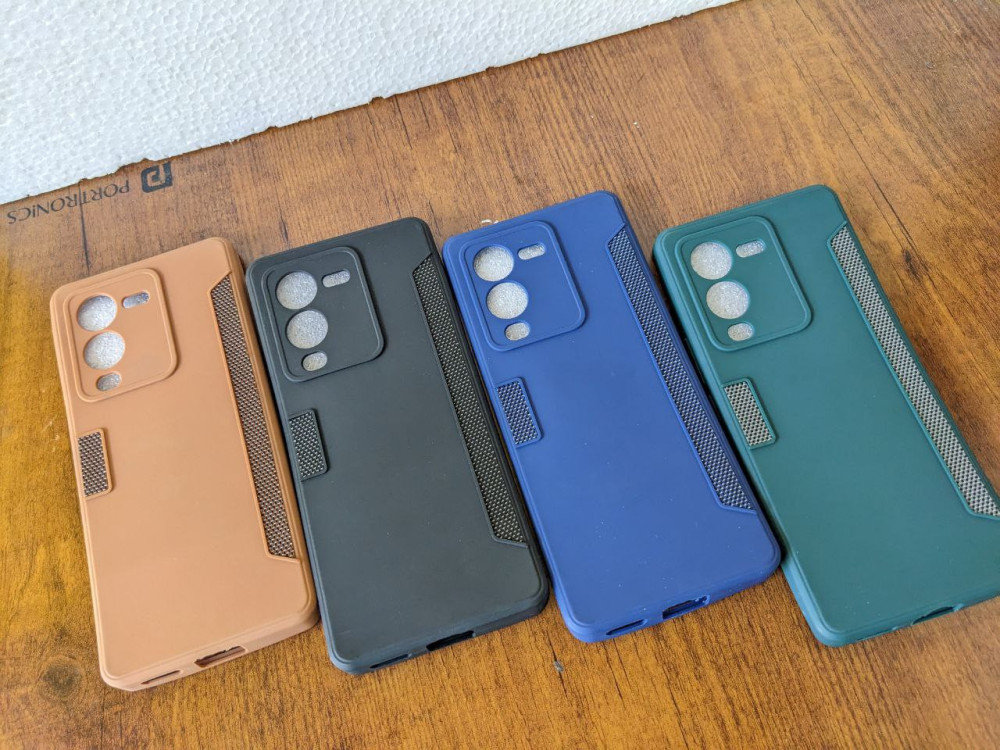 VIVO V25 PRO SILICON CASE WITH INSIDE CLOTH (CQ05)