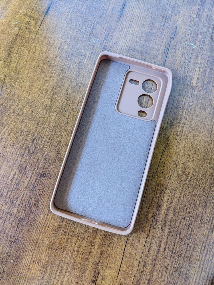 VIVO V25 PRO SILICON CASE WITH INSIDE CLOTH (CQ05)