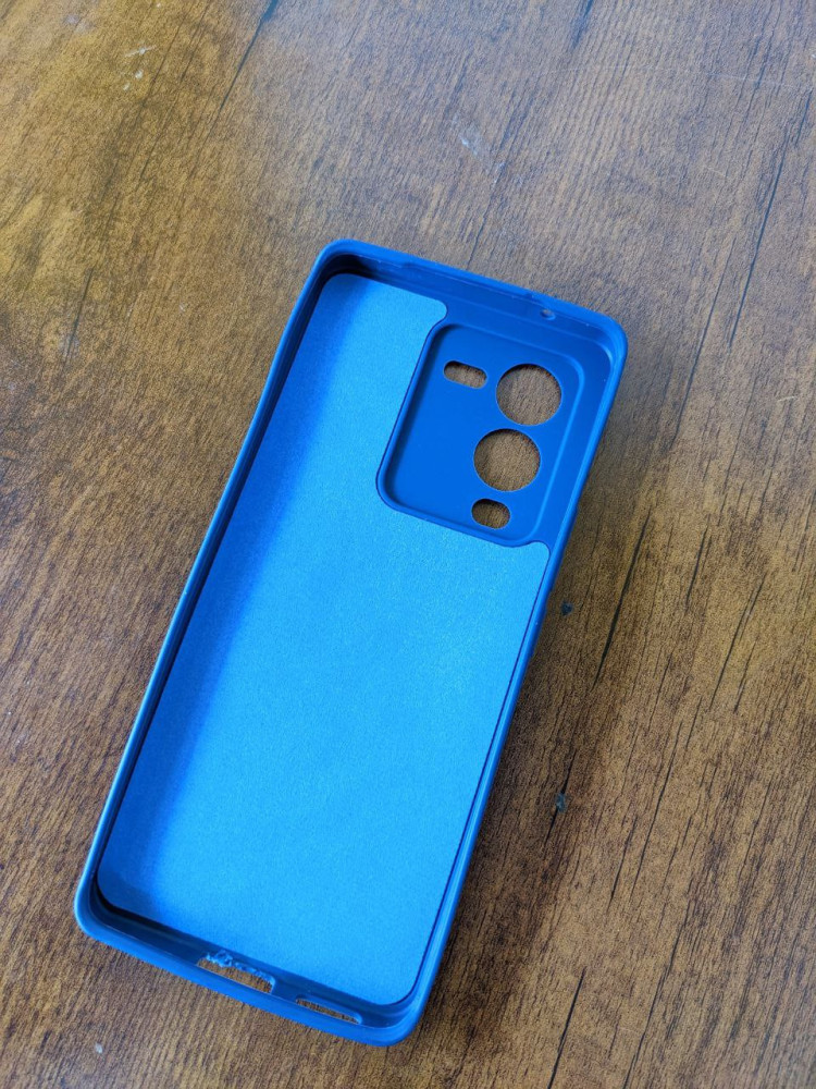 VIVO V25 PRO SILICON CASE WITH INSIDE CLOTH (CQ05)