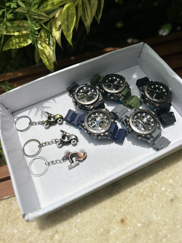 Twoo Time Premium Watch - Double Time, Water Resistant & Free Scooter Keychain