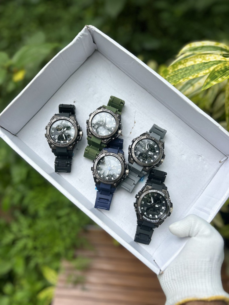 Twoo Time Premium Watch - Double Time, Water Resistant & Free Scooter Keychain