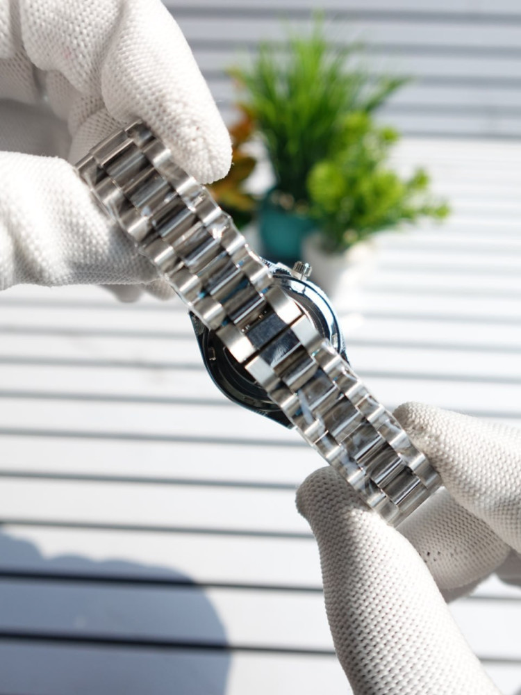 Twootime Elegance: The Ultimate Stainless Steel Watch & Necklace Duo