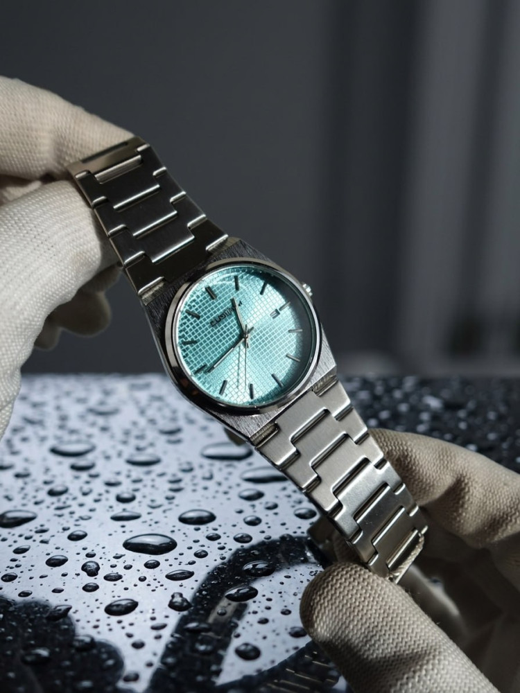 Timeless Elegance: Premium Custom Tiffany Blue Dial Luxury Watch