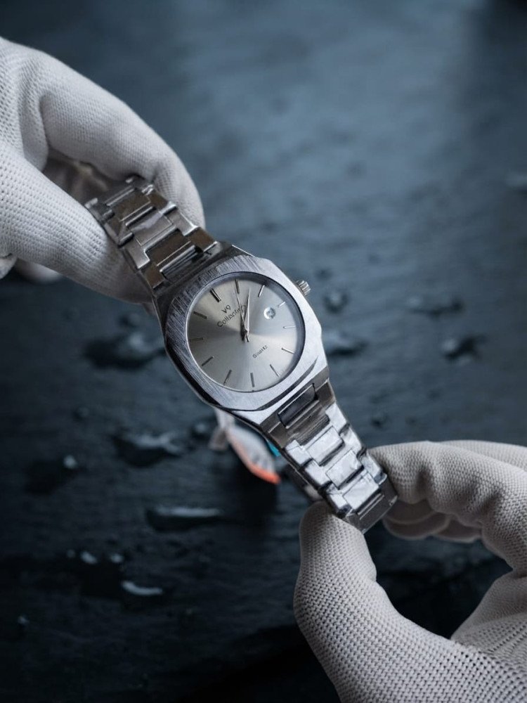 Premium V9 Collections Silver Analog Watch with Working Date Display